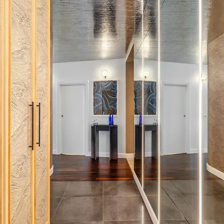 Lux Crane View - Comfy Daire Gdansk